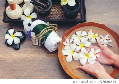 Spa body treatment for beauty and aroma therapy Spa body treatment for beauty and aroma therapy 57680215