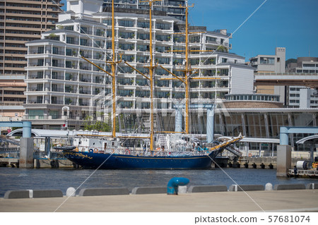 Kobe middle jetty Kobe middle jetty 57681074