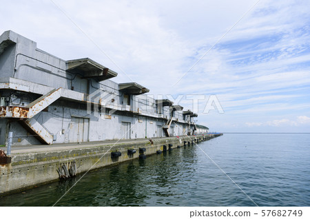 Otaru Port (No. 3 Pier) 57682749