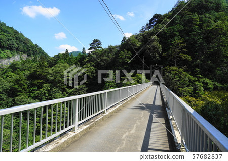 九月奧多大橋05，Hatonosu山谷雲仙橋 57682837