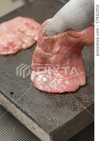 【Grilled meat】 57682950