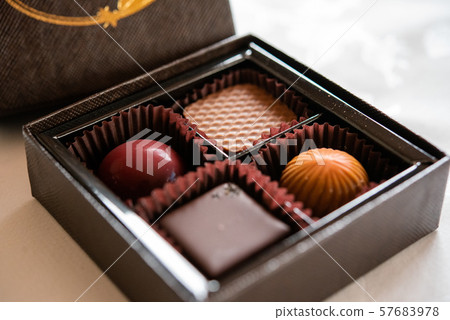 Bonbon chocolat Bonbon chocolat 57683978