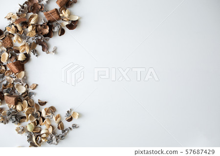Flowers composition. Frame made of dried rose flowers on white background 57687429