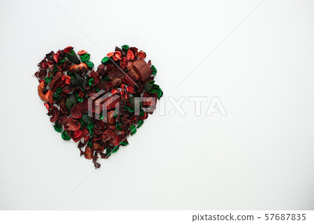 Flowers composition. Frame made of dried rose flowers on white background 57687835