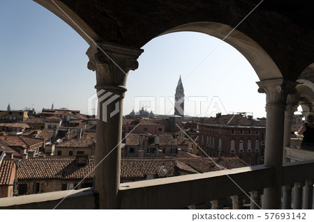 Contarini del Bovolo palace venice stairway Contarini del Bovolo palace venice stairway 57693142