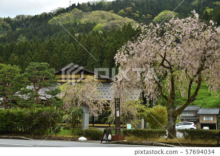 Ichijodani步行,Ichijodani餐廳,Ichijodani Asakura廢墟管理辦公室 Ichijodani步行,Ichijodani餐廳,Ichijodani Asakura廢墟管理辦公室 57694034