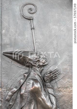 Bas-relief of a pope in prayer Bas-relief of a pope in prayer 57697149