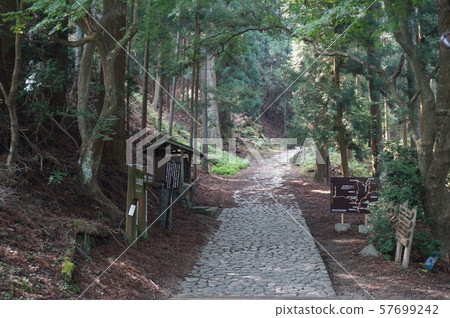 [紀伊山脈的世界遺產和參拜路線] 奈良縣吉野區大峰奧隈戶吉野奧隈戶吉野町 57699242