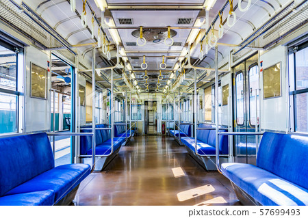 103系列在車上 103系列在車上 57699493