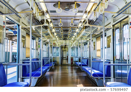 Series 103 in the car 57699497