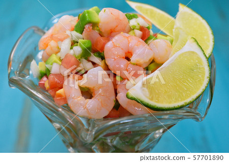 蝦酸橘汁醃魚（墨西哥食物） 57701890