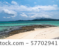 Kume島，沖繩島的海和榻榻米石頭 57702941