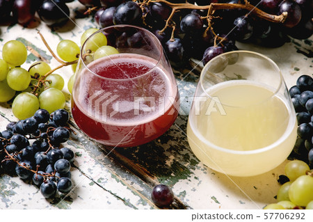 New red and white wine Federweisser New red and white wine Federweisser 57706292