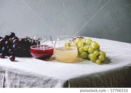 New red and white wine Federweisser New red and white wine Federweisser 57706310