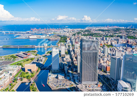 俯瞰橫濱港（神奈川縣，橫濱市） 57710269