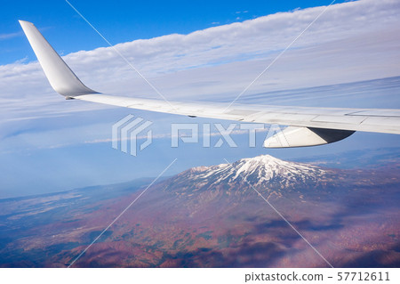 從飛機俯瞰Mt.Chokai 57712611