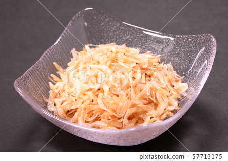 Akiami Akiami 57713175