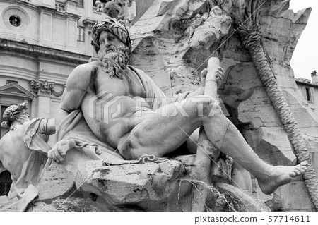 Statue of the god Zeus in Bernini's Fountain of 57714611