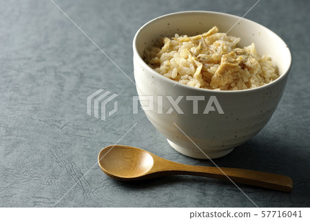  cooked rice 57716041