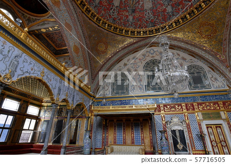 Inside the Topkapi Palace 57716505