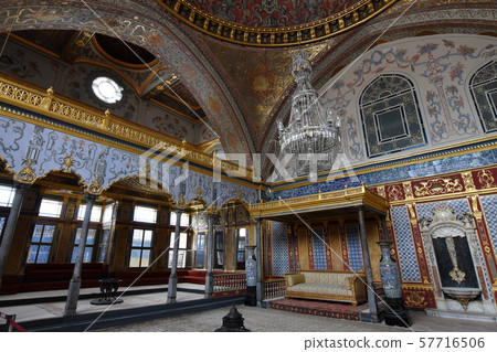 Inside the Topkapi Palace 57716506