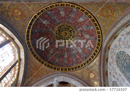 Inside the Topkapi Palace 57716507