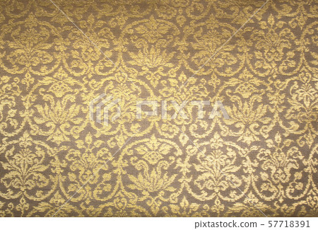 Covered gold cracker for hanging shaft 57718391