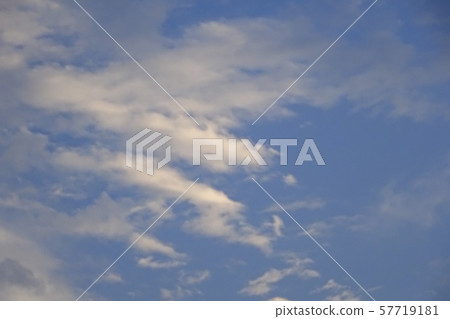 Sky  57719181
