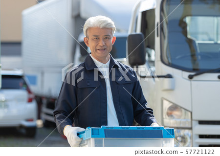 senior, male, man 57721122