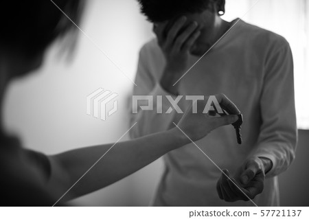 Men who receive keys while crying Men who receive keys while crying 57721137