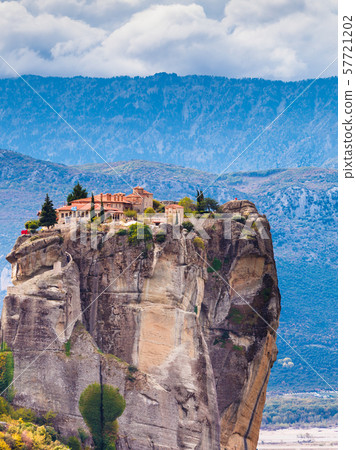 Monastery of the Holy Trinity i in Meteora, Greece 57721202