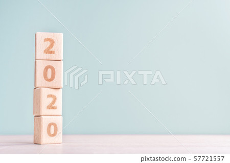 2020年新年擊敗目標具有挑戰性的木刻倒計時目標前夕新年快樂 57721557