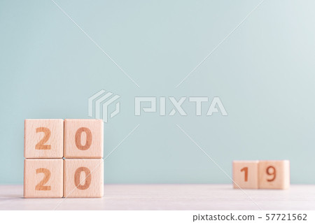 2020年新年擊敗目標具有挑戰性的木刻倒計時目標前夕新年快樂 57721562