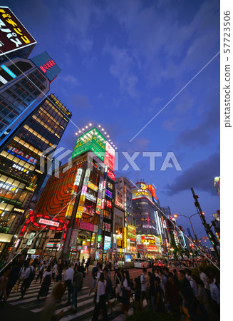 日本的東京都市風景我喜歡新宿,歌舞伎町等 日本的東京都市風景我喜歡新宿,歌舞伎町等 57723506