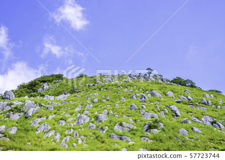 Beautiful scenery of Hiraodai Beautiful scenery of Hiraodai 57723744