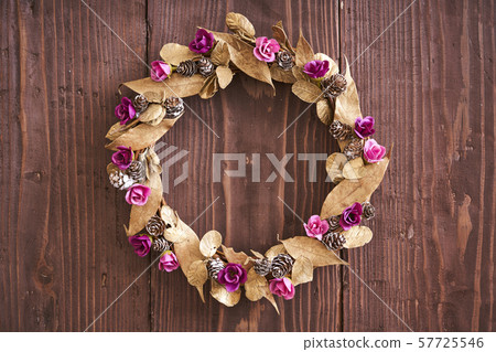 Christmas wreath Christmas wreath 57725546