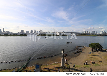 從台場看東京灣和彩虹橋 57726481