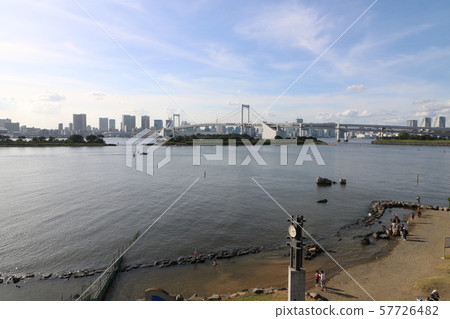 從台場看東京灣和彩虹橋 57726482
