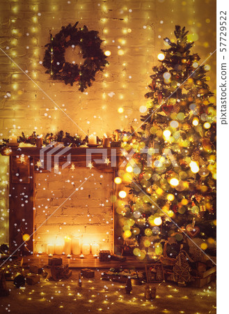 Christmas setting, lantern fireplace Christmas setting, lantern fireplace 57729522