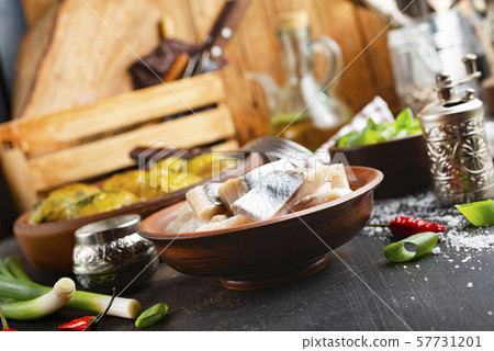 salted herring 57731201