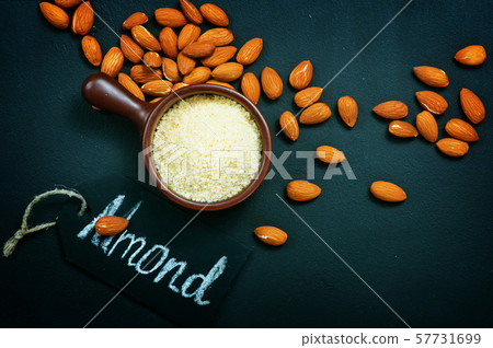 almond 57731699