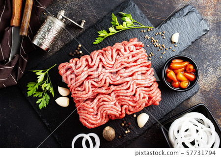 minced meat 57731794
