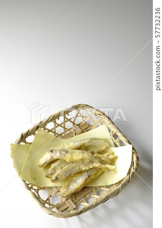 Wakasagi tempura 57732236