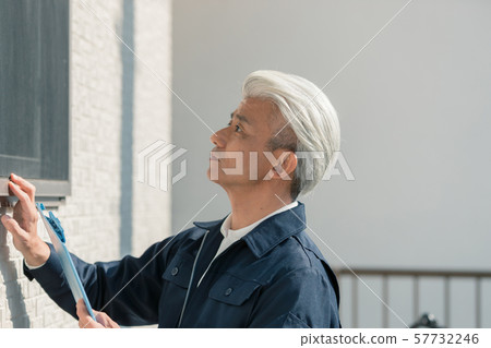 老年人 男人 男 57732246
