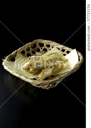 Wakasagi天婦羅 57732256