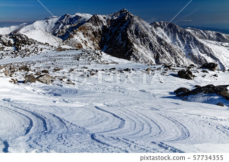Asahi-dake mountain range seen from Nasu and Chausu-dake in severe winter Asahi-dake mountain range seen from Nasu and Chausu-dake in severe winter 57734355
