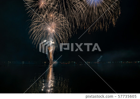 Miyazu River Fireworks Festival, Miyazu City, Kyoto Prefecture 57735605