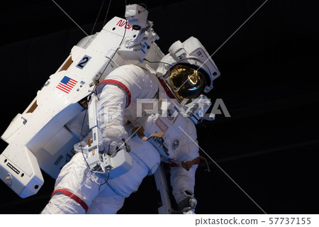 空間 宇宙的 大波斯菊 57737155