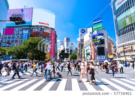  “東京”澀谷站前廣場，爭奪路口 57738461