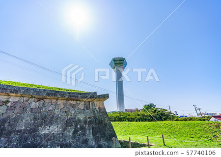 從五棱郭看北海道函館特殊歷史遺跡五棱郭塔的夏天 從五棱郭看北海道函館特殊歷史遺跡五棱郭塔的夏天 57740106